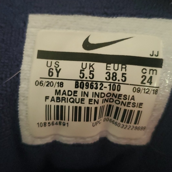 Nike trainers - Picture 6 of 6